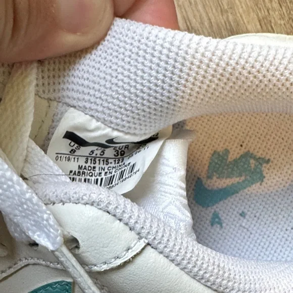 Nike White and Teal Athletic Shoes - Picture 2 of 6